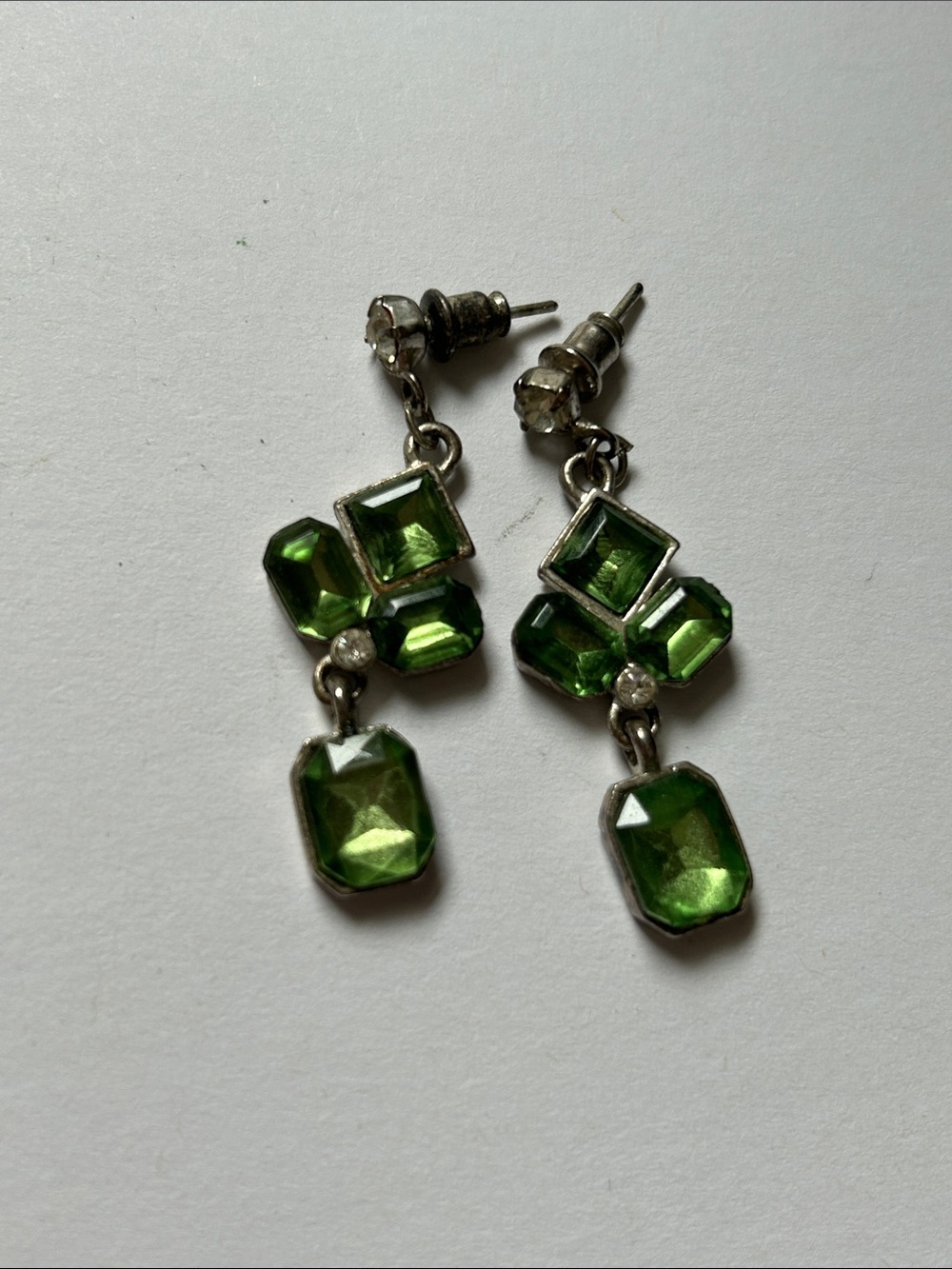 Green Faceted Drop Earrings for Women - Silver-Tone Setting j17